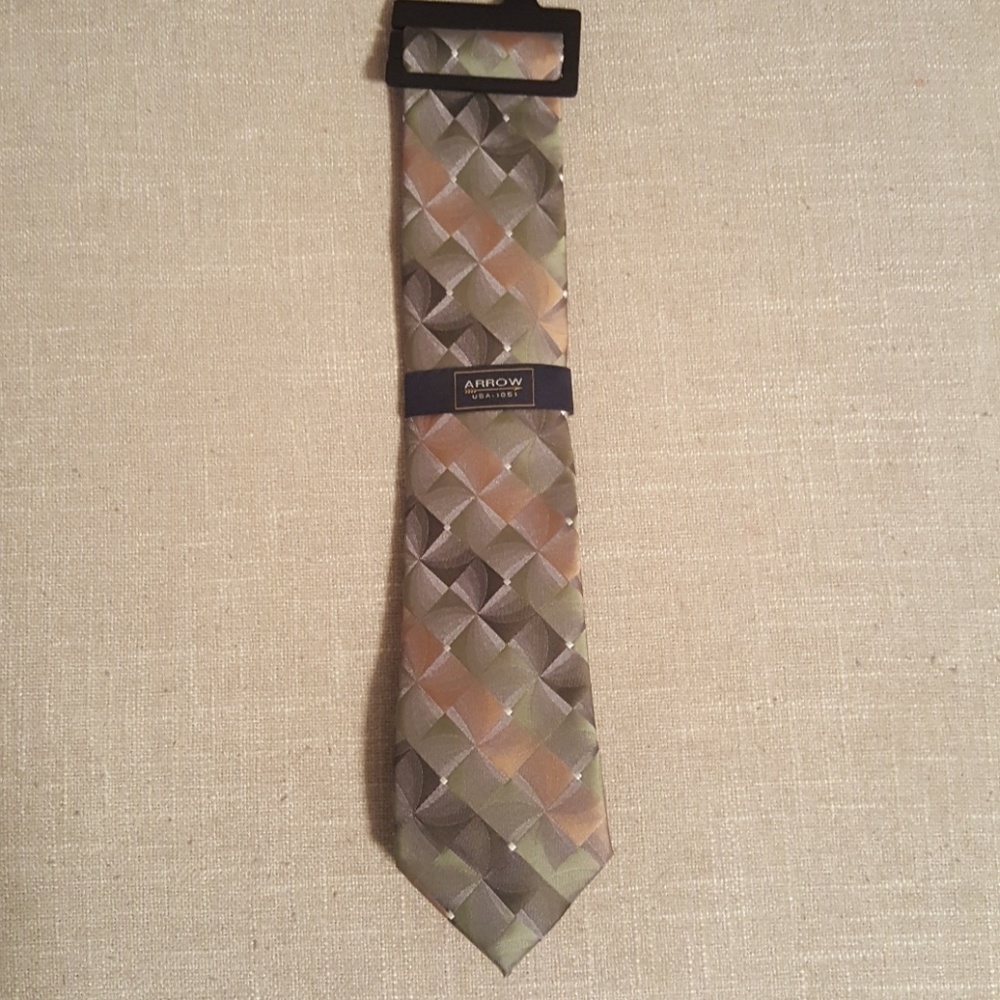 NWT. Nice tie